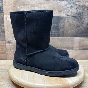 MAKALU Women’s Black Ani Mid Calf Pull On Boots With Faux Suede/Fur Size 10M